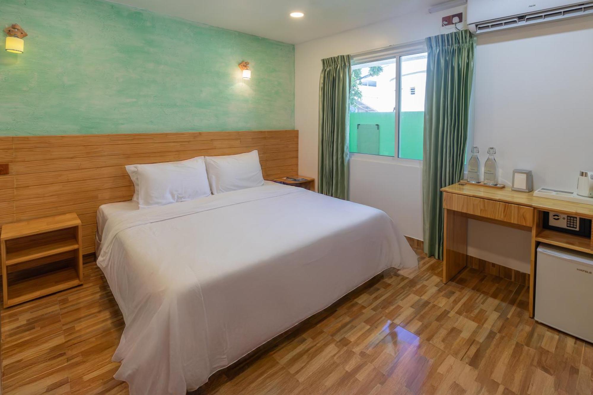 Turtle Maldives - Your Gateway To The Beach & Marine Adventures Await! Omadhoo Exterior foto