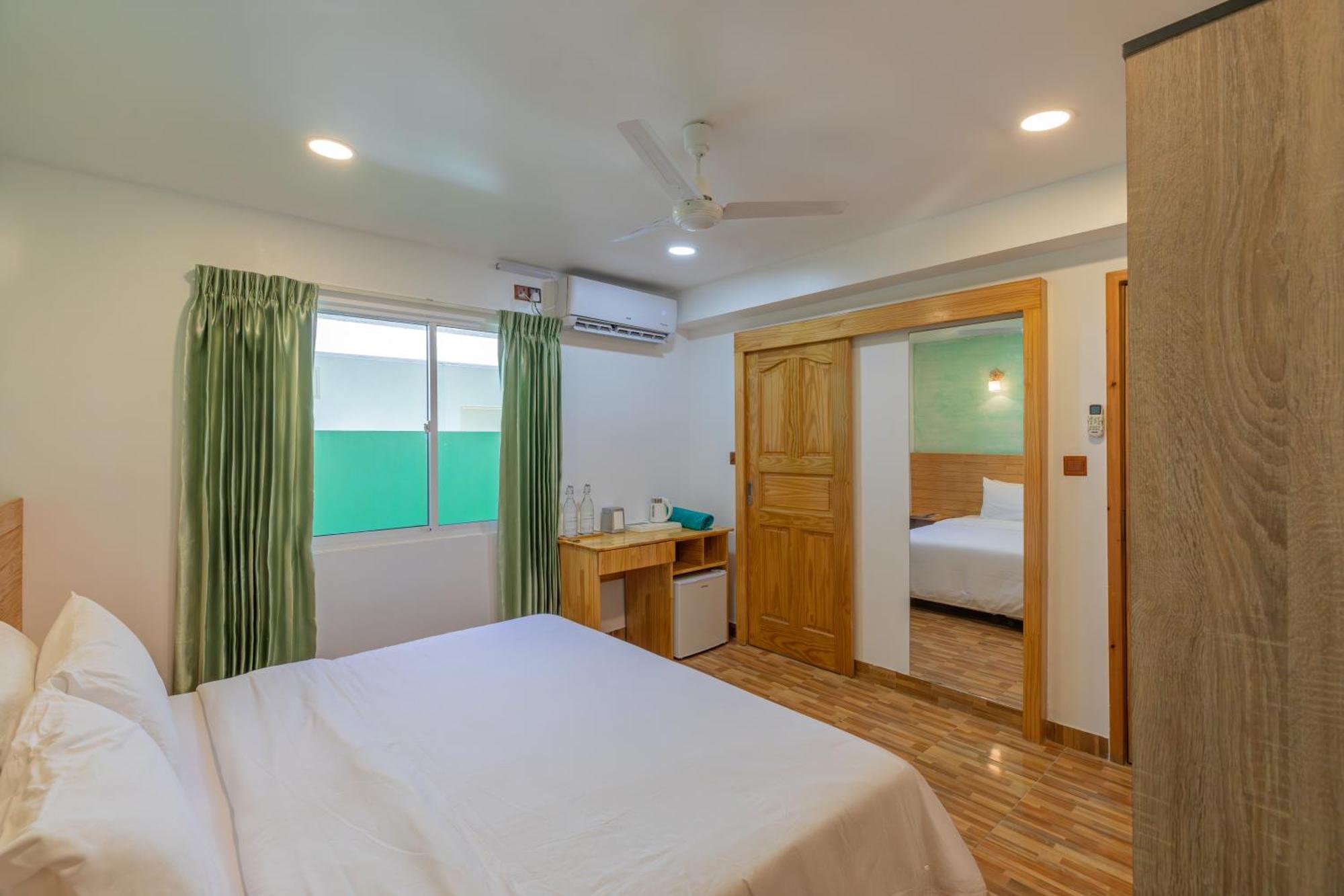Turtle Maldives - Your Gateway To The Beach & Marine Adventures Await! Omadhoo Exterior foto